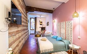 White & Gold Suite Verona
